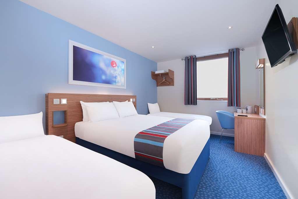 Travelodge Acton Londra